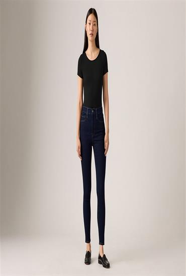 Mile High Super Skinny Jeans